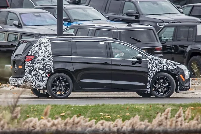 카니발 독주 체제 흔들리나, 퍼시피카 2021년 이후 최대 개편