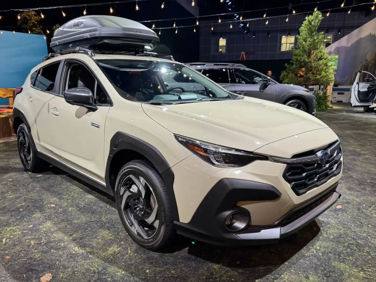 2026 스바루 크로스트렉 하이브리드, 연비 향상과 AWD 기본 탑재로 경쟁력 강화