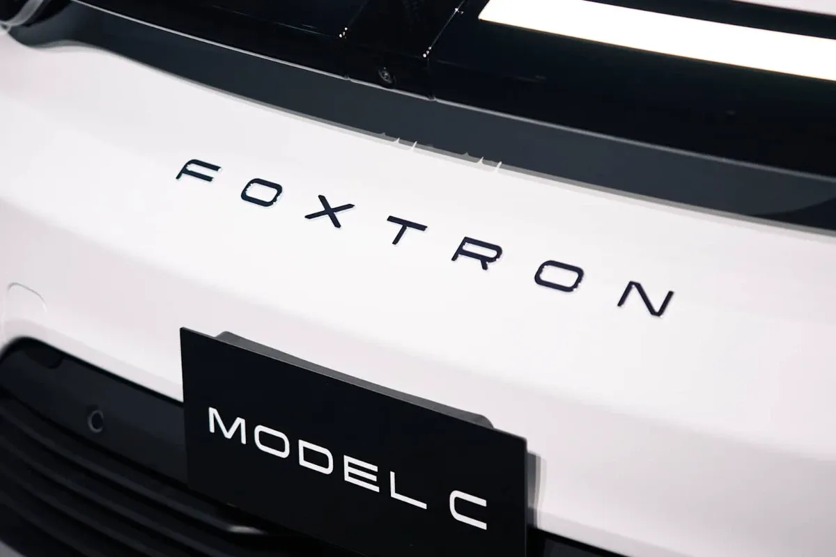 폭스콘, 대만 첫 자체 전기차 '브리아' 공개…글로벌 시장 판도 바꿀 게임체인저 될까?