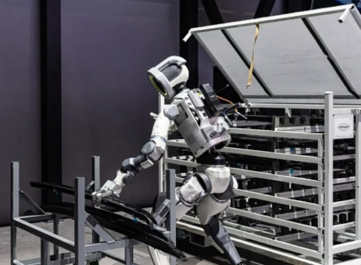 "현대차의 미친 결단" 사람 대신 공장 점령할 '이것'에 전 세계가 경악한 이유