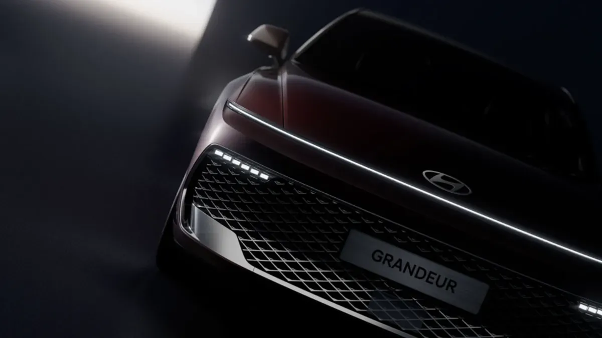 "드디어 깜빡이 위로 올렸다" 역대급 디자인으로 돌아온 신형 그랜저