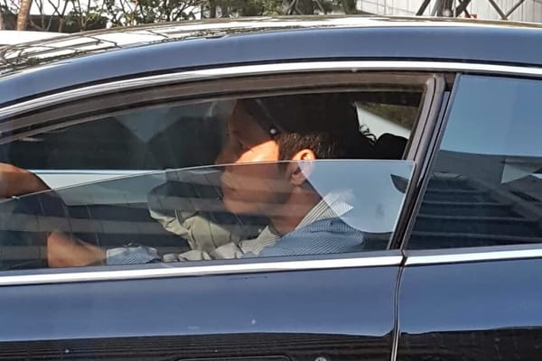 "4억 페라리 488부터 3억 마세라티까지" 배우 정우성, 영화배우의 성공을 담은 슈퍼카 라인업