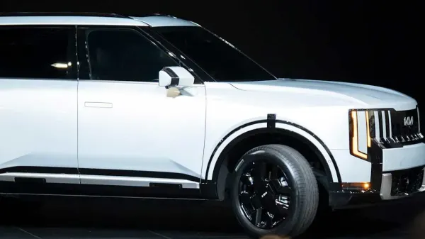 LA 오토쇼 충격, 저가 플라스틱 사용 텔루라이드가 불러일으킨 소비자 분노의 물결