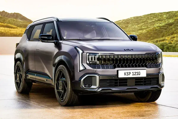 기아 최초의 셀토스 하이브리드, 글로벌 소형 SUV 시장의 판도 바꾼다