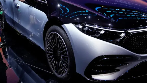 신차 사자마자 25조 증발"…럭셔리·전기차가 감가율 최악인 이유