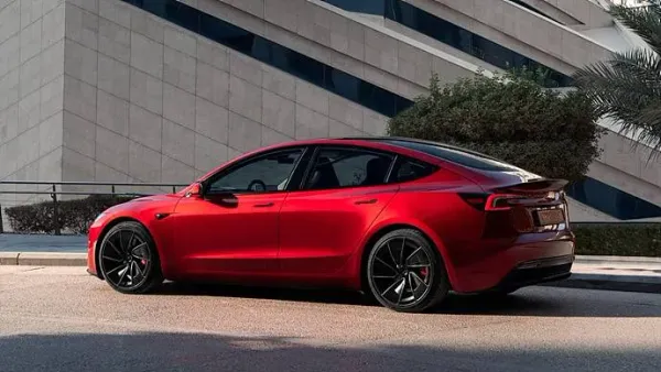 테슬라 가격 공세, 한국 전기차 시장 '판도 변화' 예고