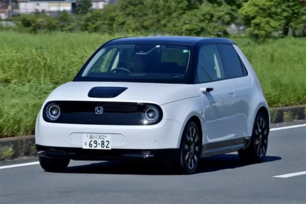 69년의 아성이 무너졌다: 혼다가 전기차 중단을 선언하며 내뱉은 뼈아픈 고백