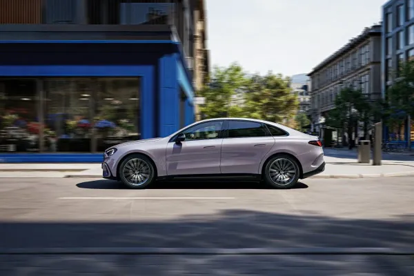 "테슬라 FSD 끝났다" 벤츠가 한국에 가져온 괴물 전기차, 도심 완전 자율주행 직접 보니 소름 돋네