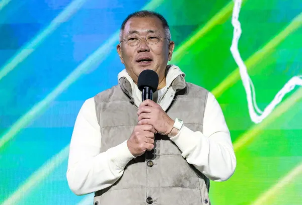 "테슬라의 치명적 약점 잡았다" 압도적 산업 데이터로 전 세계 싹쓸이할 현대차의 소름 돋는 무기