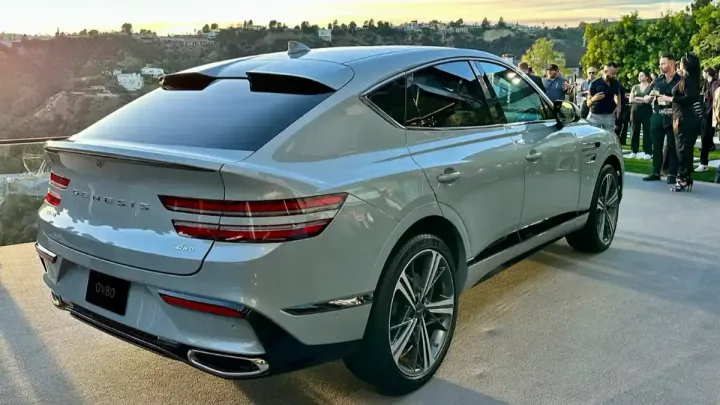 제네시스, 프리미엄 브랜드 중 최하위… 고객이 외면한 이유